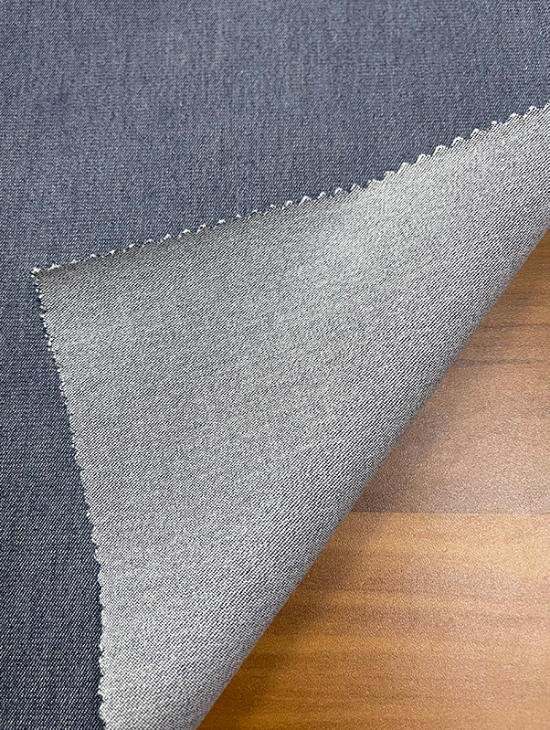 TRAPERICE KAO TKANE AH-47256/0010X28 56%C+41%R+3%SP Glatka površina, jasne linije, gladak na dodir TRAPERICE KAO TKANE AH-47256/0010X28 56%C+41%R+3%SP Glatka površina, jasne linije, gladak na dodir